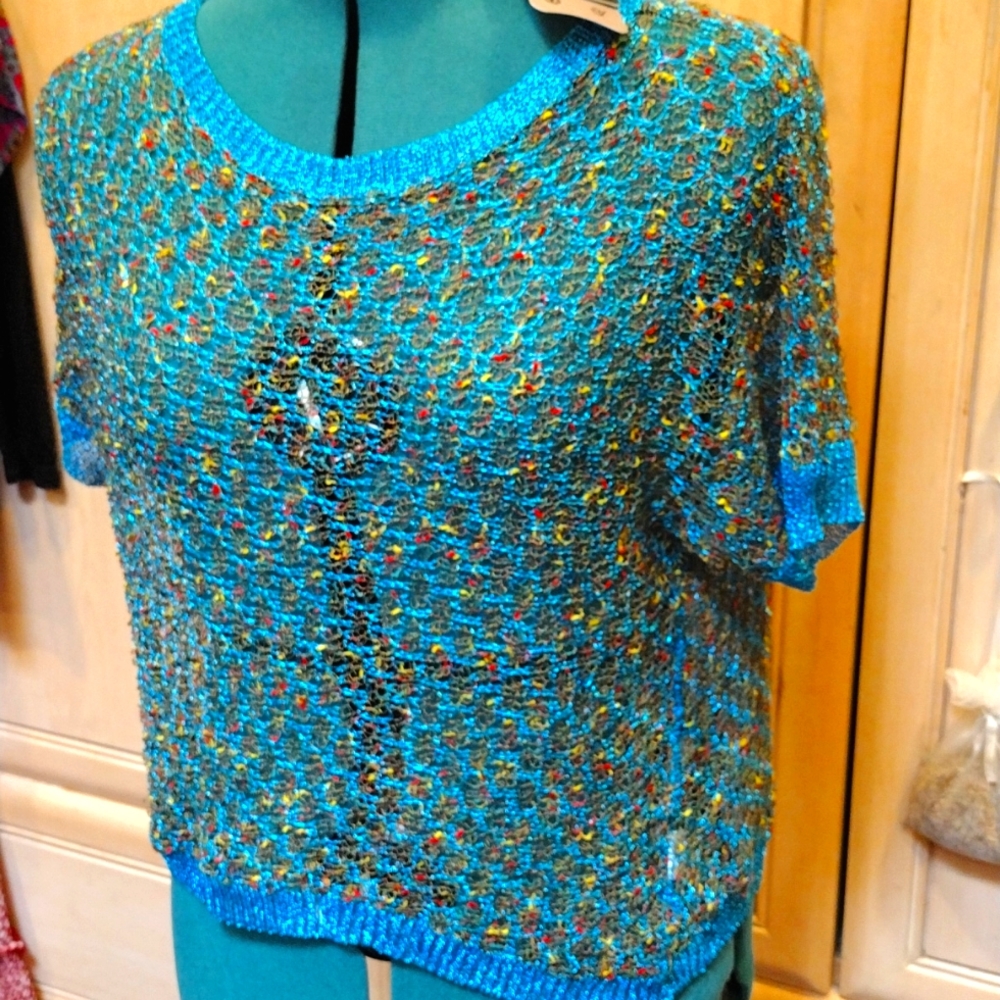 🔥R Fashions Aqua Metallic Netted Crop Top